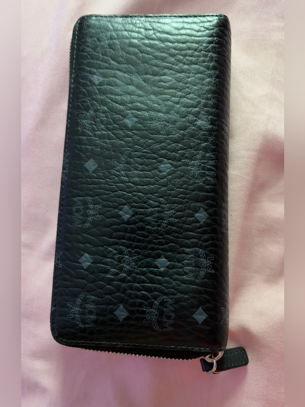 🖤 Authentic MCM Zip Around Wallet